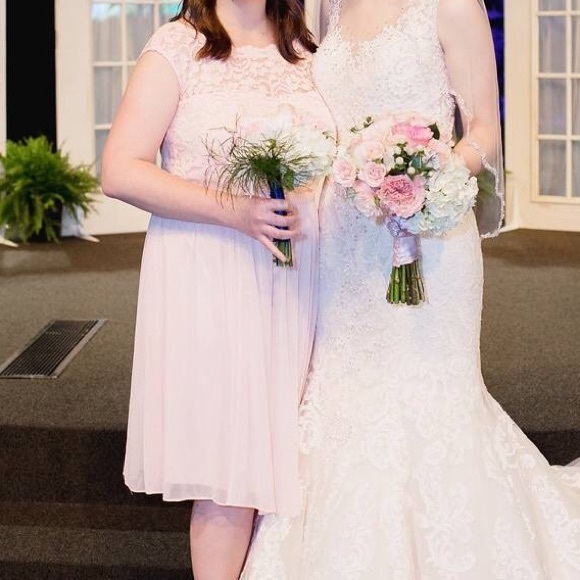 David’s Bridal Cap Sleeve Lace Bridesmaid Dress - Picture 6 of 8